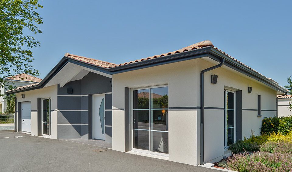 Showroom Alpha constructions