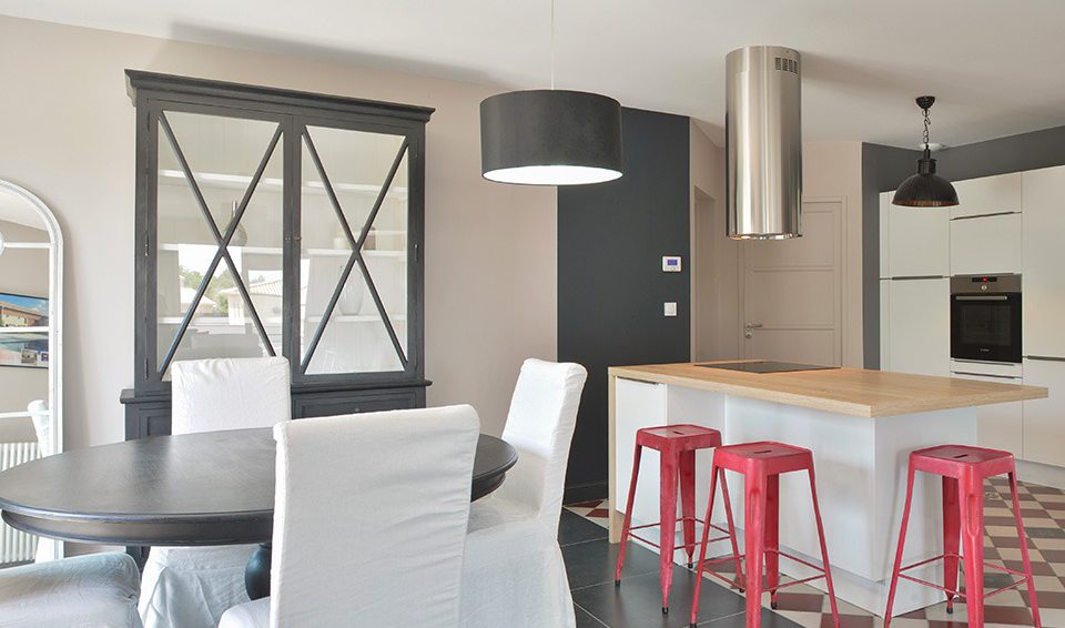 Showroom Alpha constructions