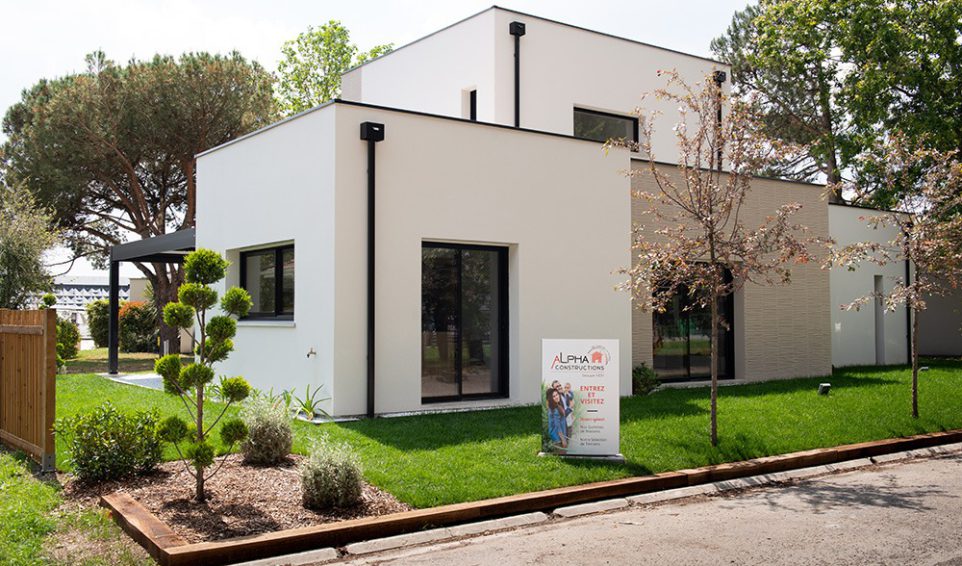 Showroom Alpha constructions
