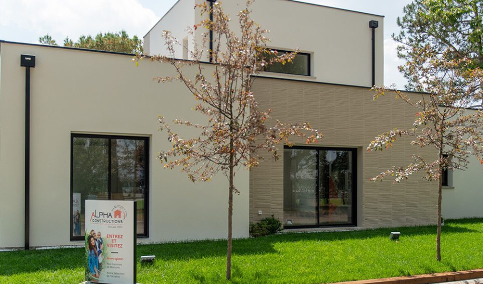 Showroom Alpha constructions