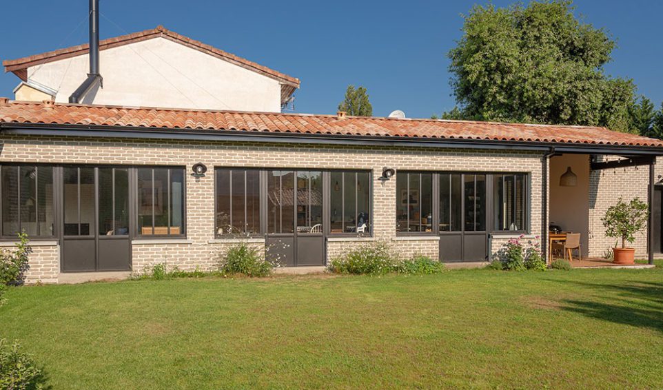 Showroom Alpha constructions