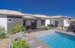 Showroom Alpha constructions