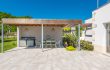 Showroom Alpha constructions