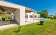 Showroom Alpha constructions