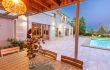 Showroom Alpha constructions