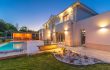 Showroom Alpha constructions