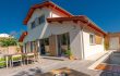Showroom Alpha constructions