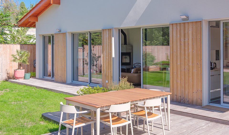 Showroom Alpha constructions